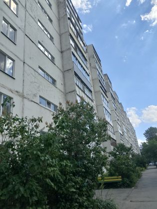 Продажа 3-комнатной квартиры 64 м², 2/9 этаж