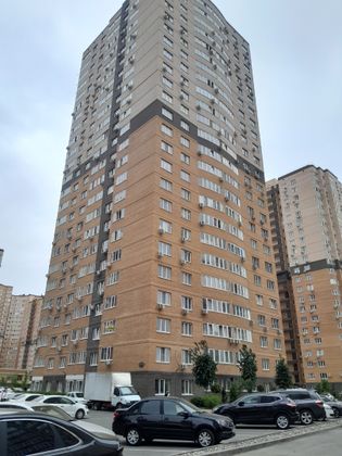 Продажа 1-комнатной квартиры 50 м², 21/24 этаж