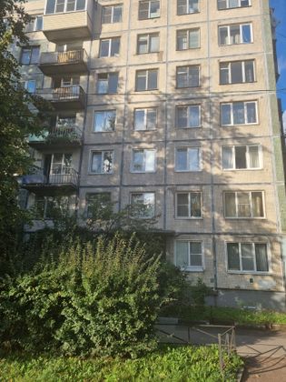 Продажа 3-комнатной квартиры 58 м², 1/9 этаж