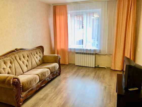 Продажа 2-комнатной квартиры 42,6 м², 2/9 этаж