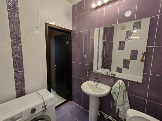 Продажа 2-комнатной квартиры 56 м², 13/17 этаж