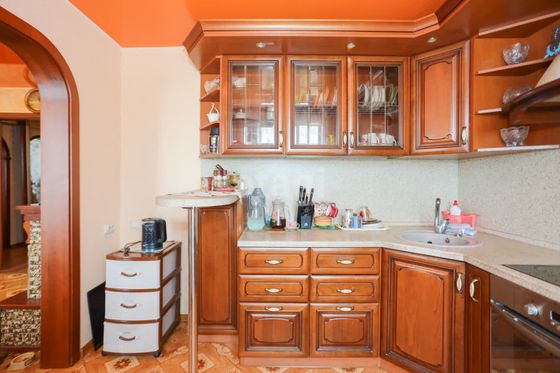 Продажа 3-комнатной квартиры 70 м², 4/5 этаж