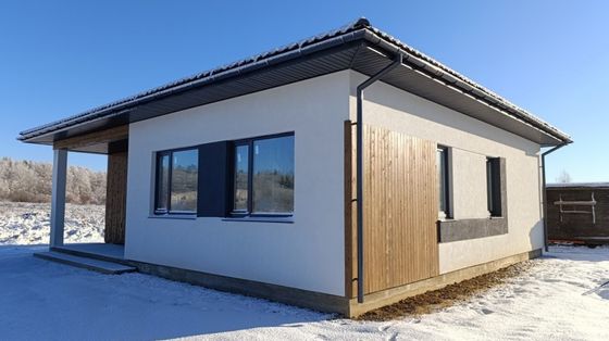 Продажа дома, 100 м², с участком 6 соток