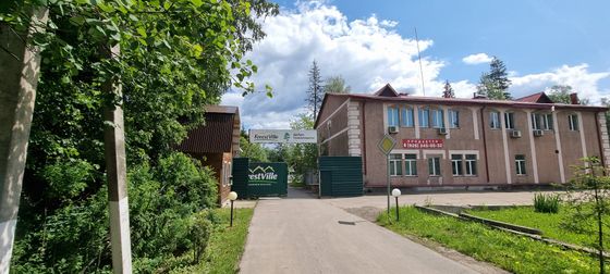 Продажа дома, 220 м², с участком 8 соток