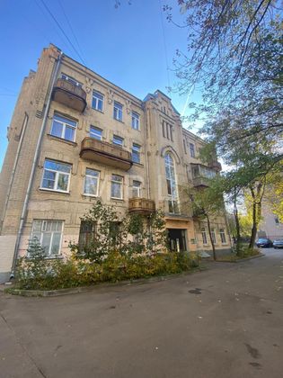 Продажа многокомнатной квартиры 96 м², 2/4 этаж