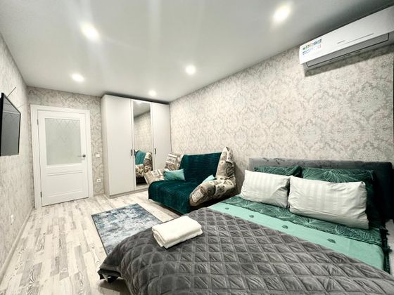 Продажа 1-комнатной квартиры 40 м², 17/25 этаж