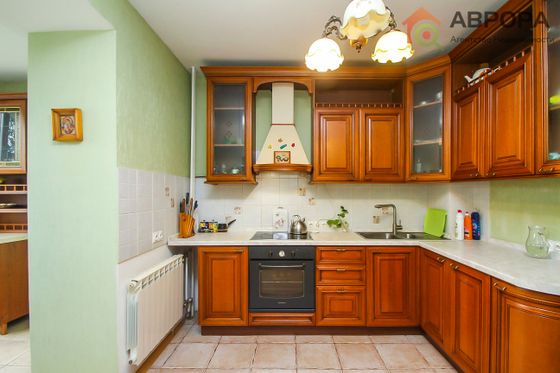 Продажа 3-комнатной квартиры 81 м², 4/5 этаж