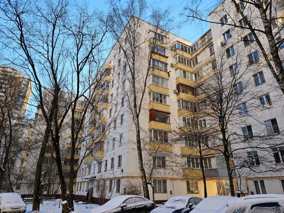 Продажа 1-комнатной квартиры 32 м², 8/9 этаж