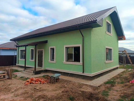 Продажа дома, 184 м², с участком 6 соток