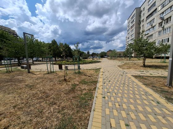 Продажа 2-комнатной квартиры 49,7 м², 1/9 этаж