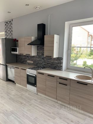 Продажа дома, 220 м², с участком 4 сотки