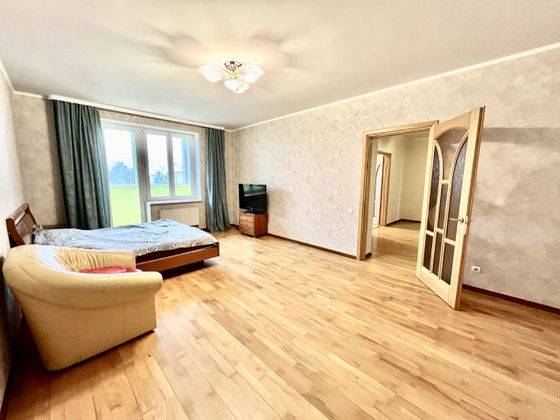 Продажа 2-комнатной квартиры 95 м², 2/4 этаж