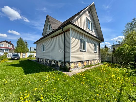 Продажа дома, 105 м², с участком 5,5 сотки