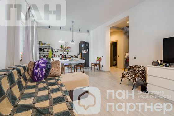 Продажа дома, 161 м², с участком 8 соток