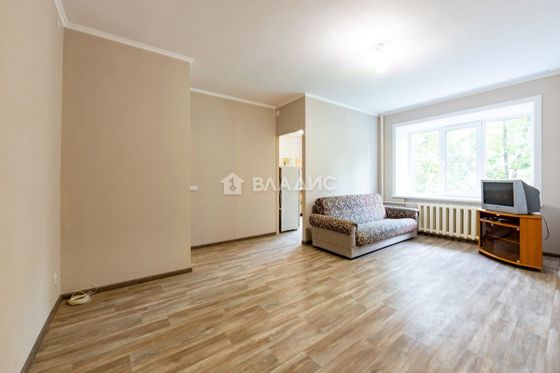 Продажа 2-комнатной квартиры 42,8 м², 1/5 этаж