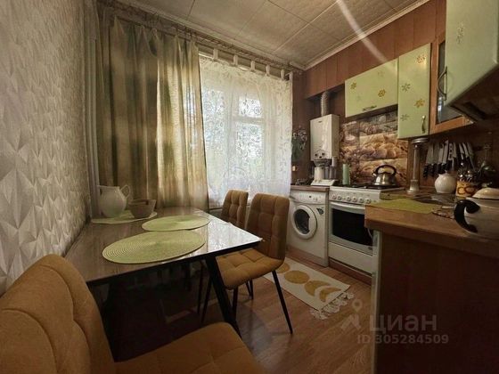 Продажа 4-комнатной квартиры 60,9 м², 2/5 этаж