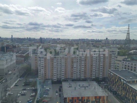 Продажа 2-комнатной квартиры 131 м², 19/22 этаж