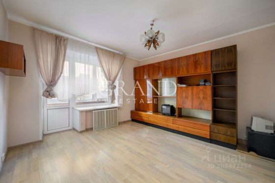 Продажа 3-комнатной квартиры 73 м², 4/10 этаж