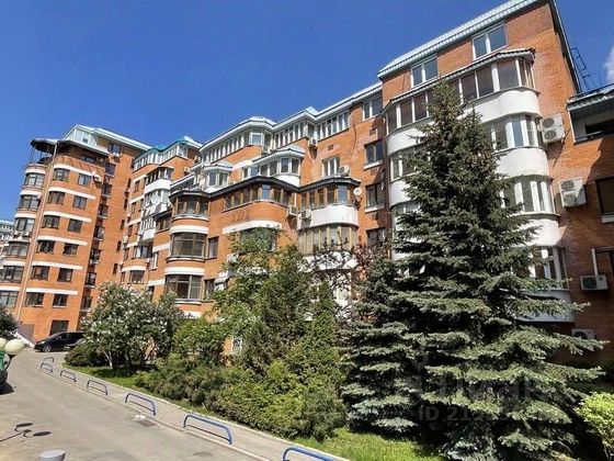 Продажа 2-комнатной квартиры 87 м², 2/5 этаж