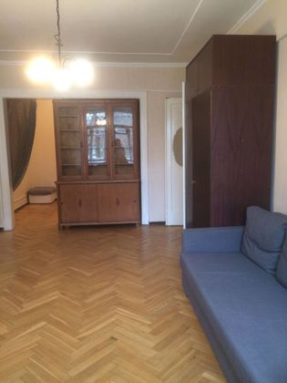 Продажа 1-комнатной квартиры 52 м², 2/9 этаж