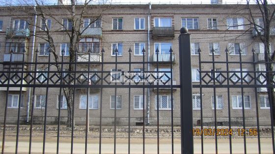 Продажа 2-комнатной квартиры 43 м², 4/4 этаж