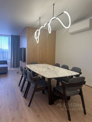 Продажа 4-комнатной квартиры 151 м², 8/19 этаж