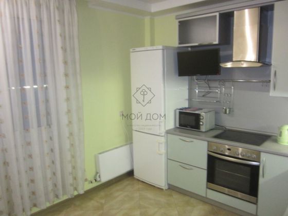 Аренда 2-комнатной квартиры 60 м², 8/22 этаж