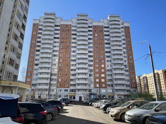 Продажа 1-комнатной квартиры 50 м², 1/16 этаж