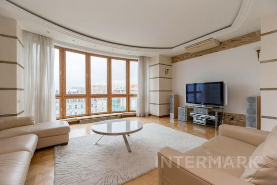 Аренда 4-комнатной квартиры 190 м², 5/11 этаж