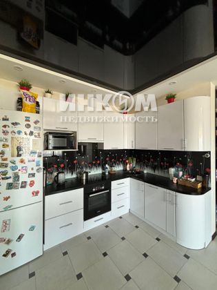 Продажа 2-комнатной квартиры 60,2 м², 15/17 этаж