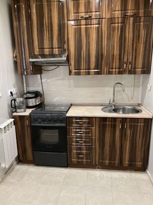 Продажа 3-комнатной квартиры 60 м², 1/10 этаж