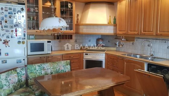 Продажа 3-комнатной квартиры 127 м², 5/17 этаж