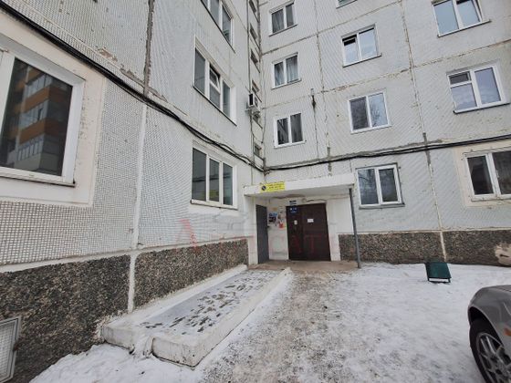 Продажа 2-комнатной квартиры 52 м², 1/9 этаж