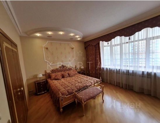 Продажа 4-комнатной квартиры 201,4 м², 13/30 этаж