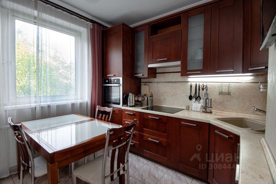 Продажа 3-комнатной квартиры 81 м², 2/17 этаж