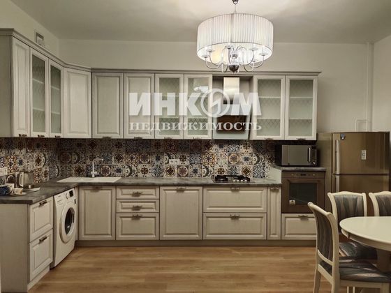 Продажа 3-комнатной квартиры 79,9 м², 2/4 этаж