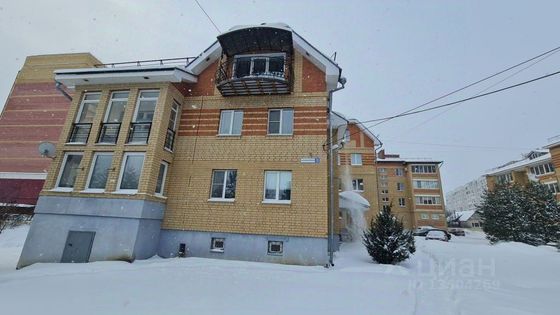 Продажа 3-комнатной квартиры 117,9 м², 2/3 этаж