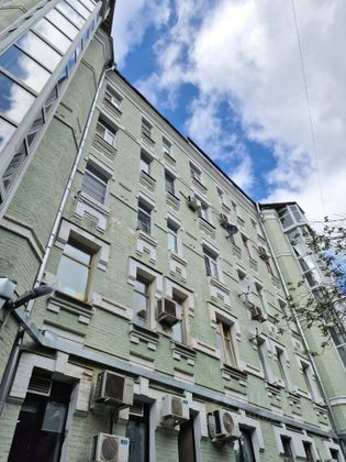 Продажа многокомнатной квартиры 109 м², 3/5 этаж