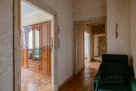 Продажа 2-комнатной квартиры 62,3 м², 1/8 этаж