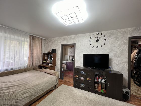 Продажа 2-комнатной квартиры 42,7 м², 1/5 этаж