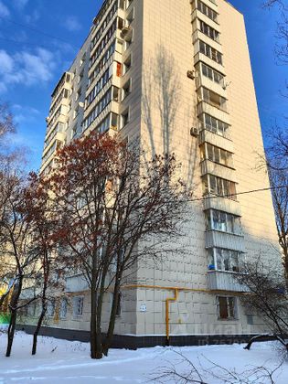 Продажа 3-комнатной квартиры 61 м², 1/12 этаж