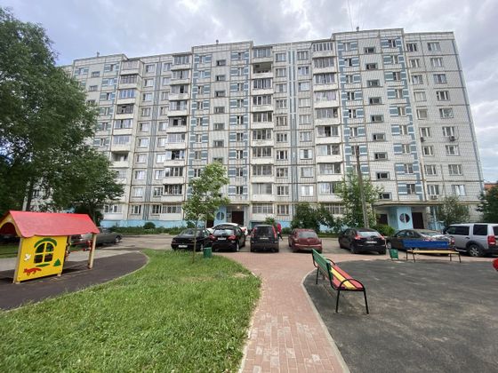 Продажа 2-комнатной квартиры 51 м², 1/10 этаж