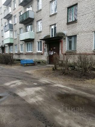 Продажа 2-комнатной квартиры 42 м², 2/5 этаж