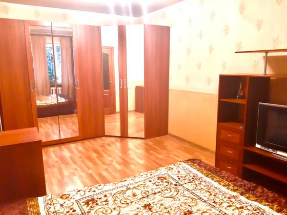 Продажа 1-комнатной квартиры 30 м², 1/8 этаж