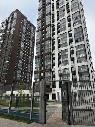 Продажа 3-комнатной квартиры 80 м², 3/25 этаж