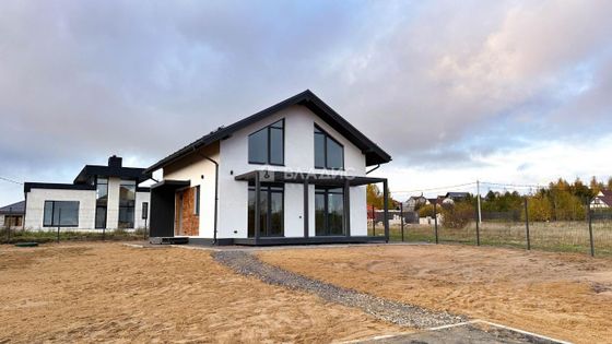 Продажа дома, 160 м², с участком 8 соток