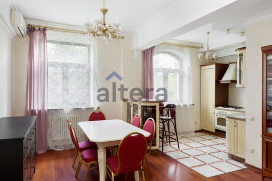 Продажа 3-комнатной квартиры 70 м², 2/6 этаж