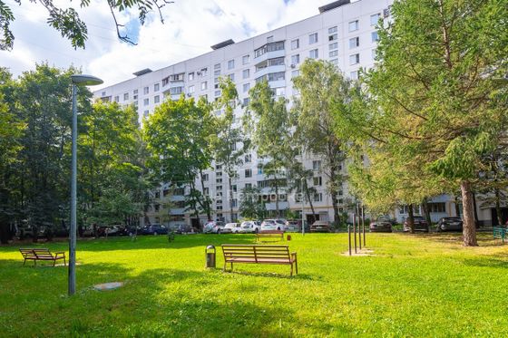 Продажа 1-комнатной квартиры 31,8 м², 1/12 этаж