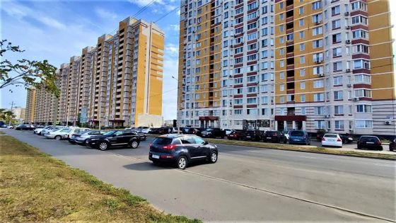 Продажа 2-комнатной квартиры 68,7 м², 13/17 этаж