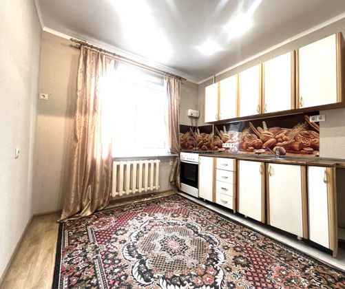 Продажа 1-комнатной квартиры 42 м², 1/9 этаж